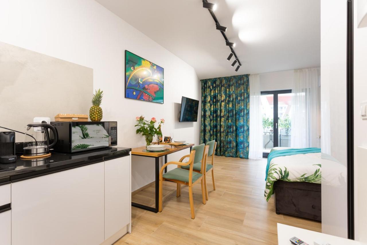Luxurycity Apartment With Terrace Wroclaw Bagian luar foto